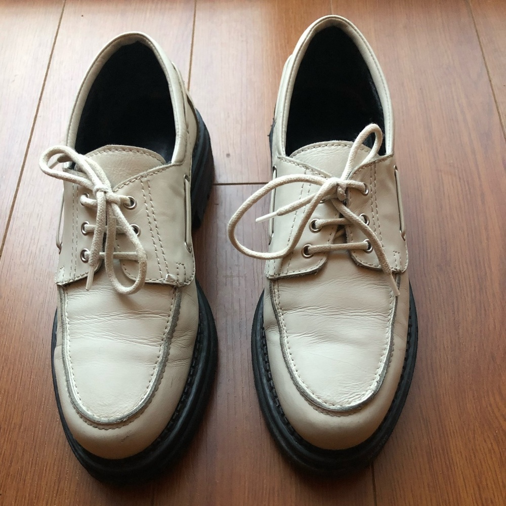 Lace up chunky shoes